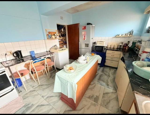 3 BEDROOM APARTMENT FOR SALE IN VANDERBIJLPARK CW 1